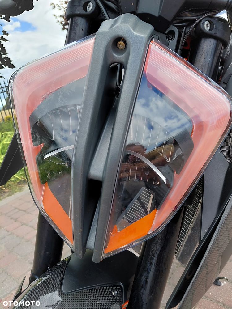 KTM Super Duke - 17