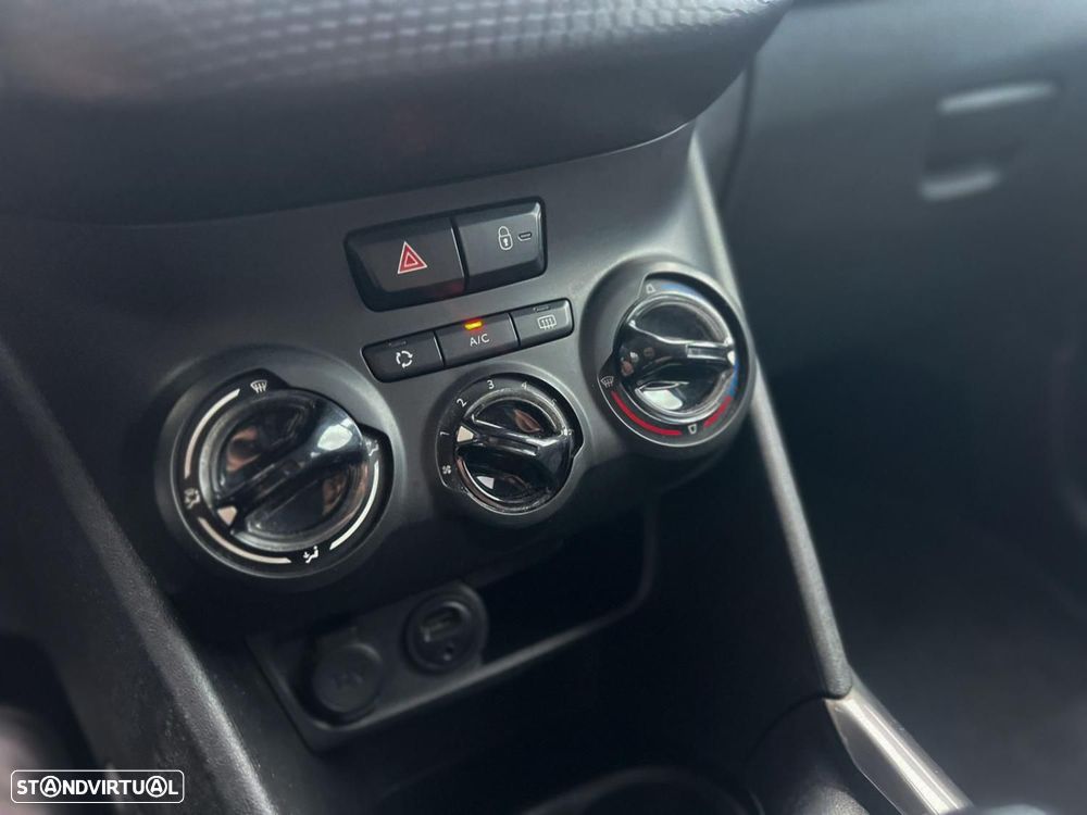 Peugeot 2008 1.2 PureTech Style - 9