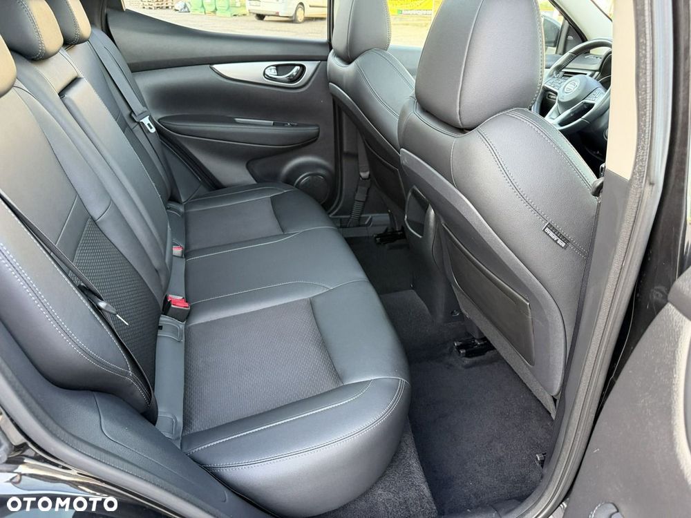 Nissan Qashqai 1.3 DIG-T Tekna - 33
