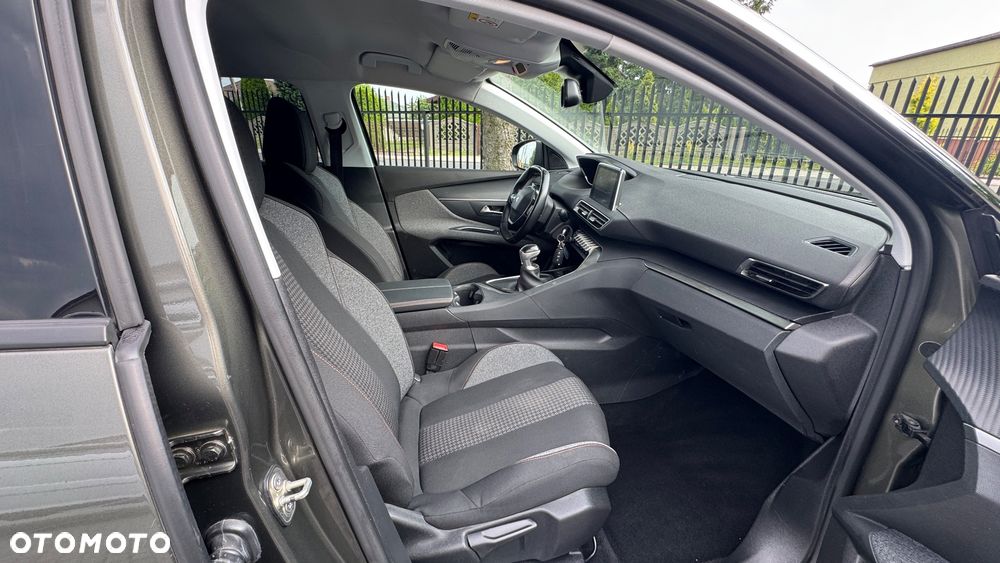 Peugeot 5008 PureTech 130 Stop & Start Crossway - 26