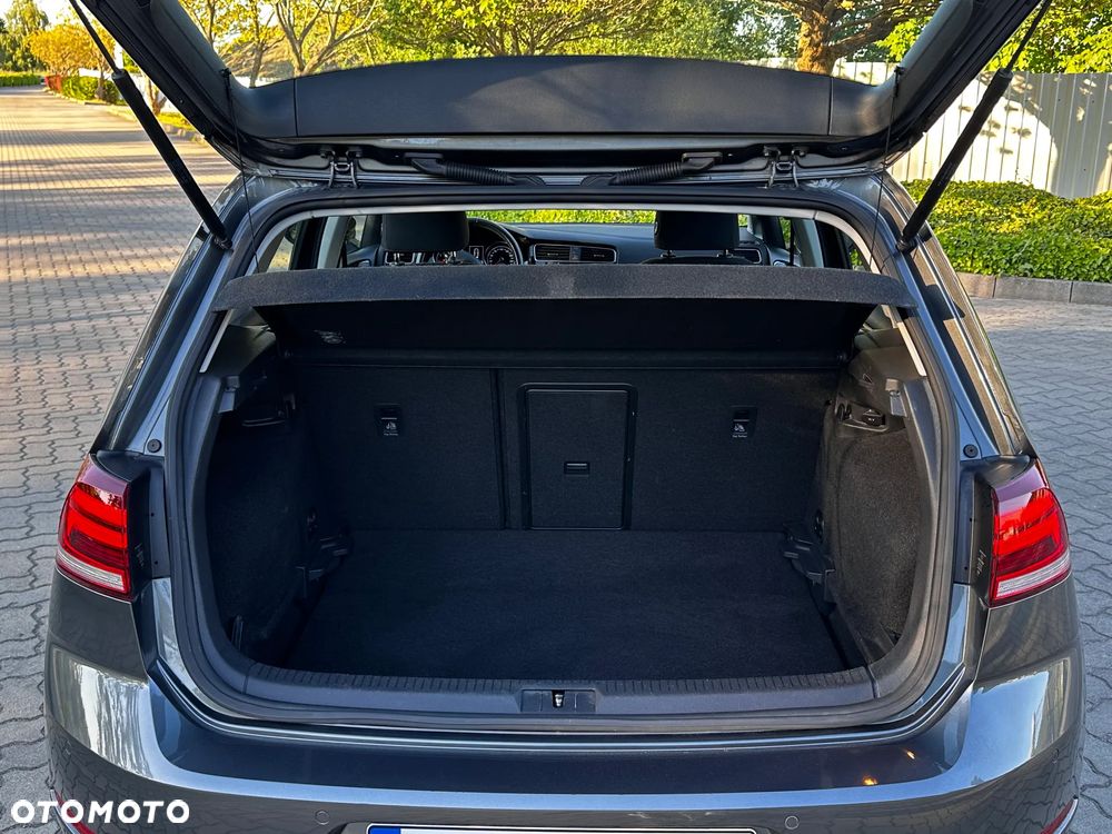 Volkswagen Golf 1.4 TSI Sound - 28