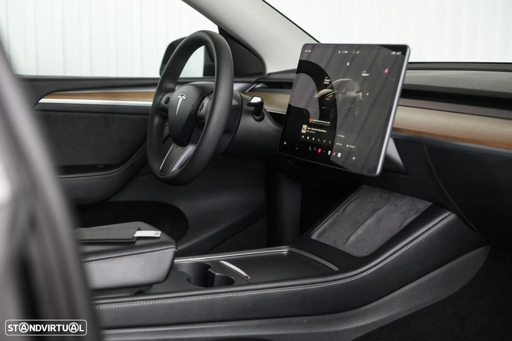 Tesla Model Y Long Range RWD - 58