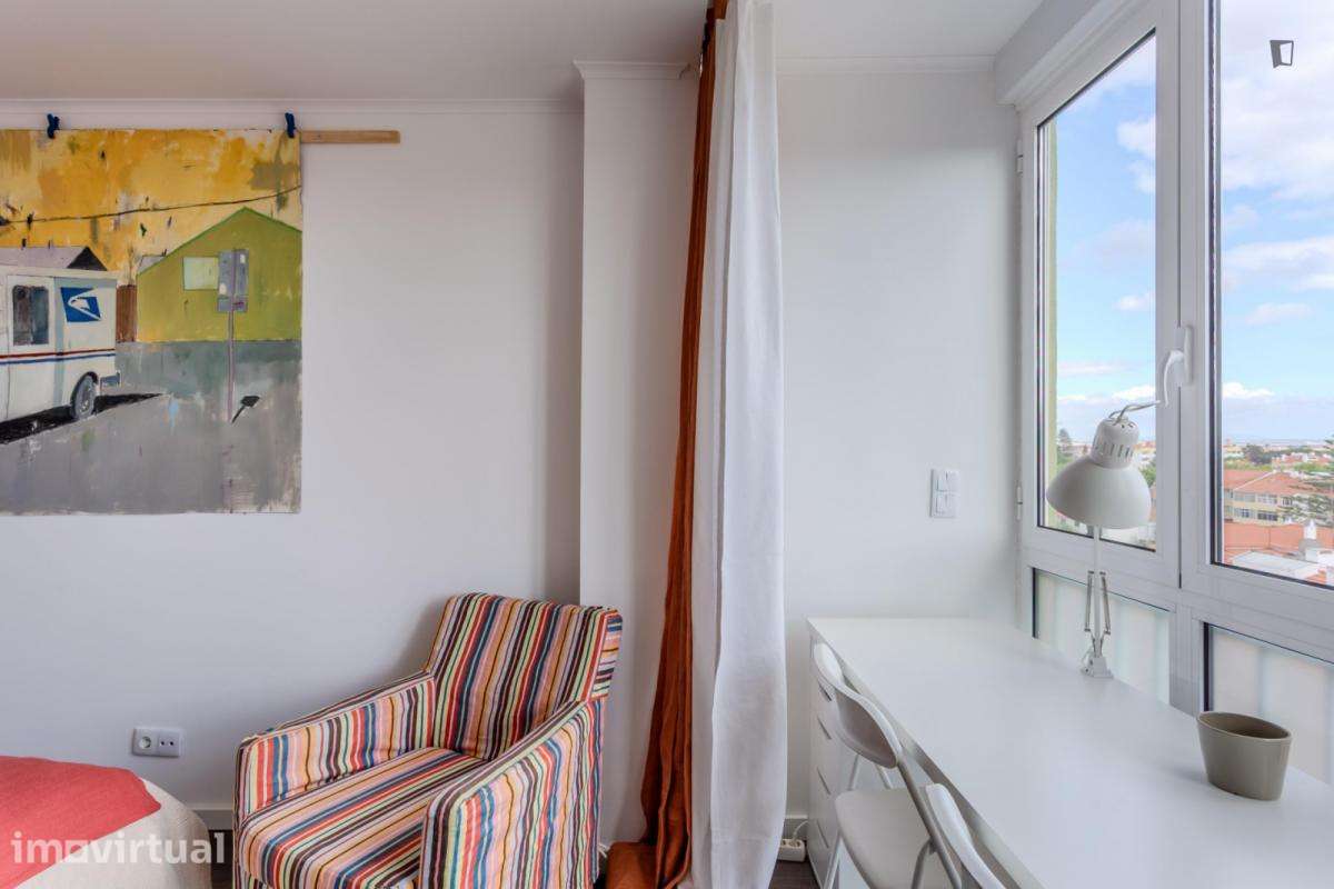 Quarto - localizado em Carcavelos Lisbon - Grande imagem: 5/17