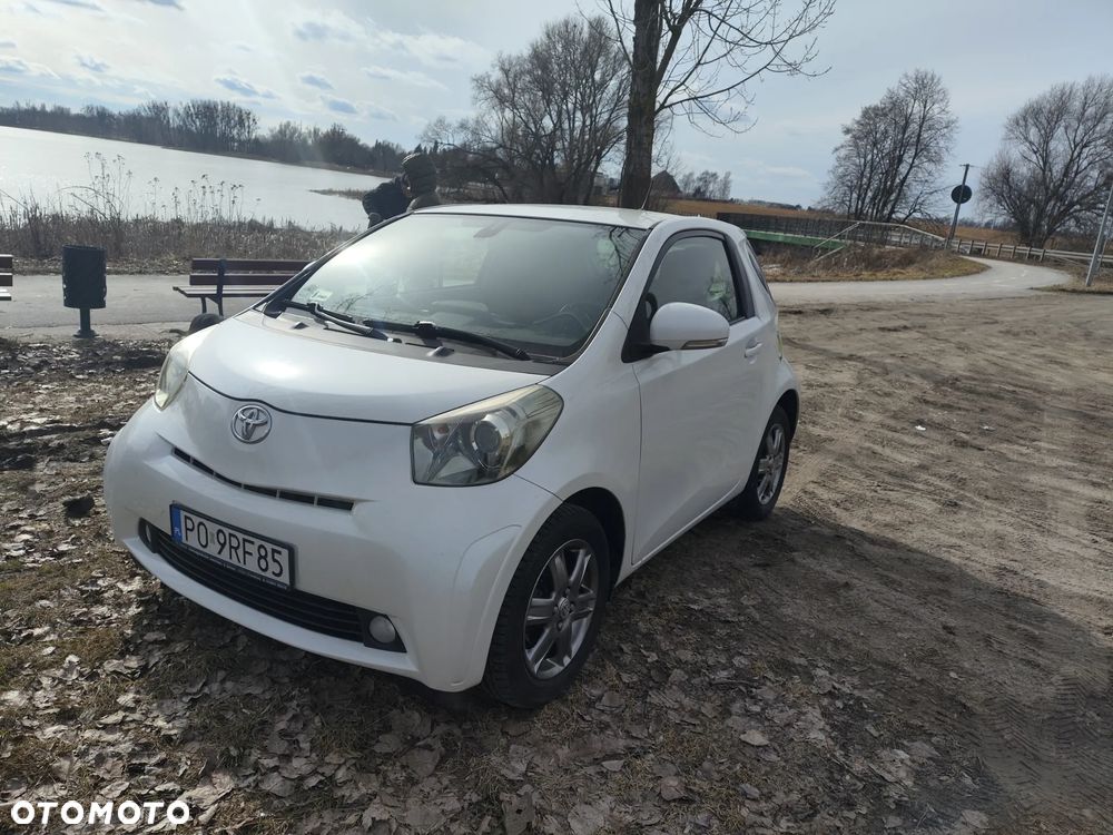 Toyota iQ 1.0 - 3