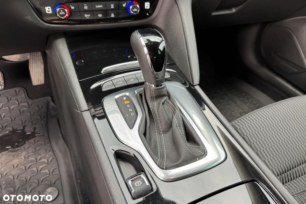 Opel Insignia 2.0 T Elegance S&S - 17