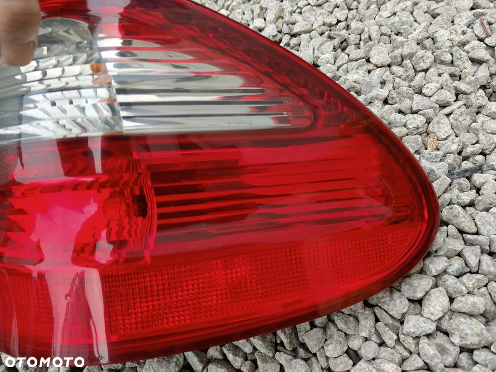 MERCEDES W211 LIft Kombi Lampa Tył Prawa Igła Oryginał 06-09 - 7