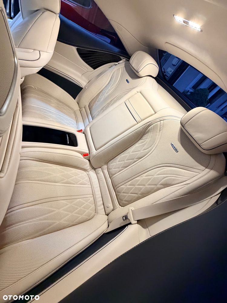 Mercedes-Benz Klasa S AMG 63 4-Matic+ 9G-TRONIC - 21
