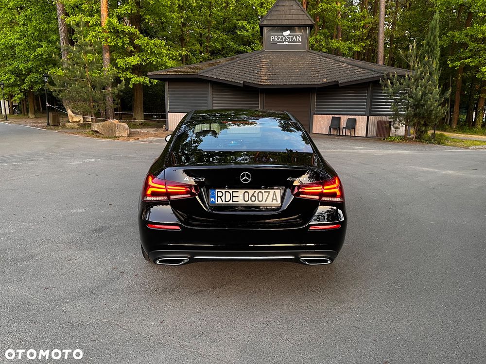 Mercedes-Benz Klasa A 220 4Matic 7G-DCT - 9