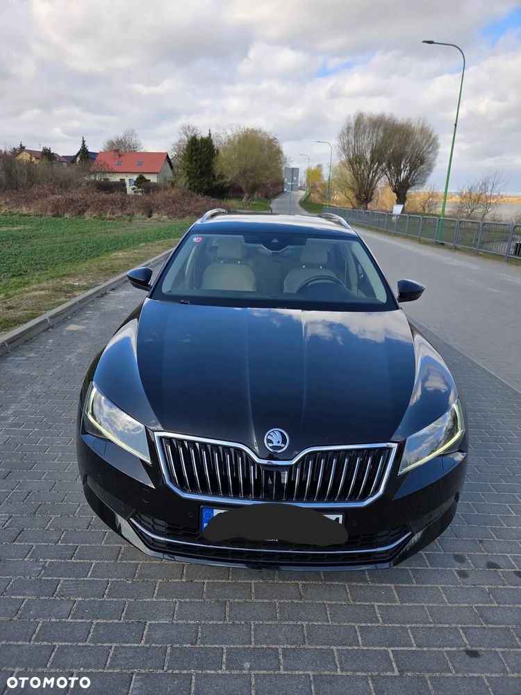 Skoda Superb 2.0 TDI 4x4 Style DSG - 5