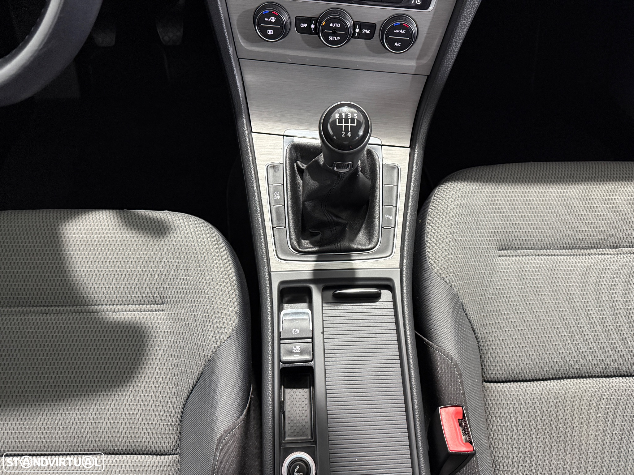 VW Golf 1.2 TSi BlueMotion Comfortline - 29