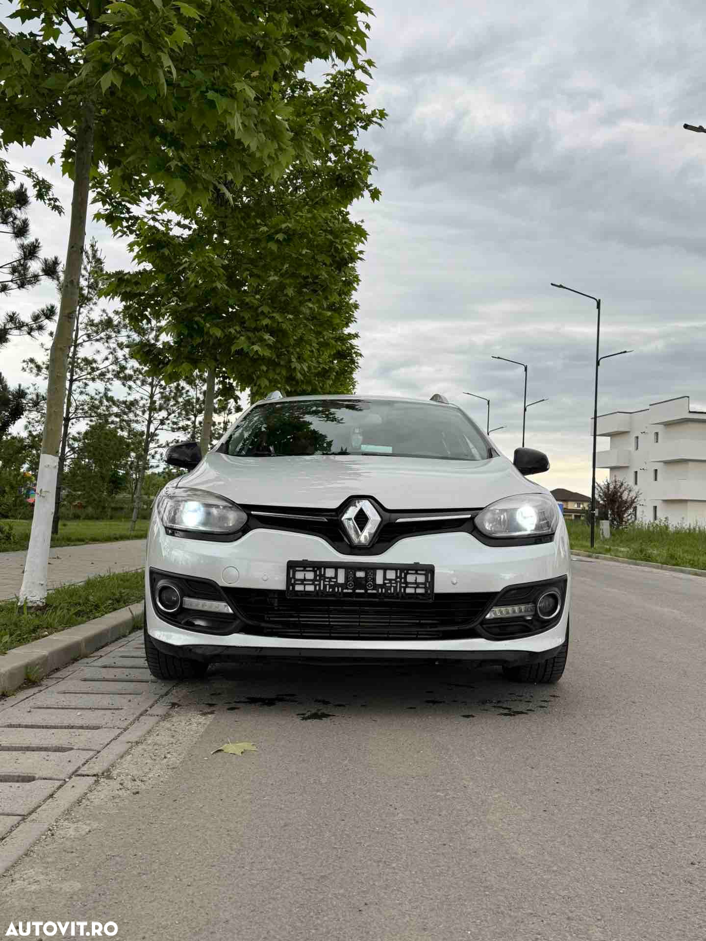 Renault Megane Energy dCi Intens - 9