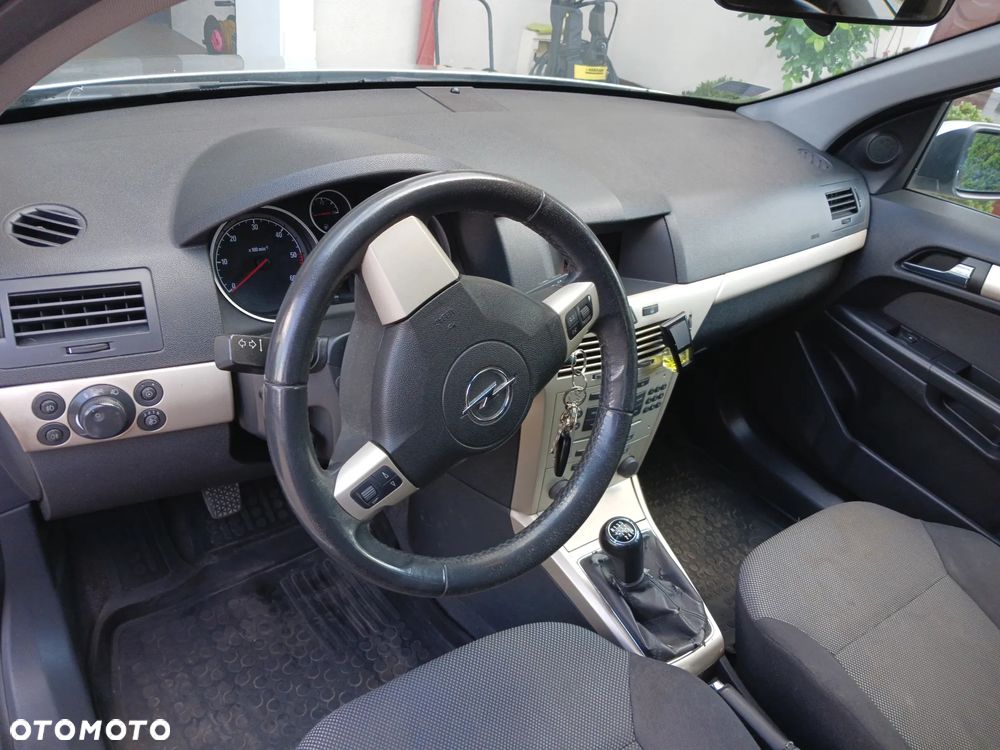 Opel Astra 1.3 CDTI Cosmo - 11