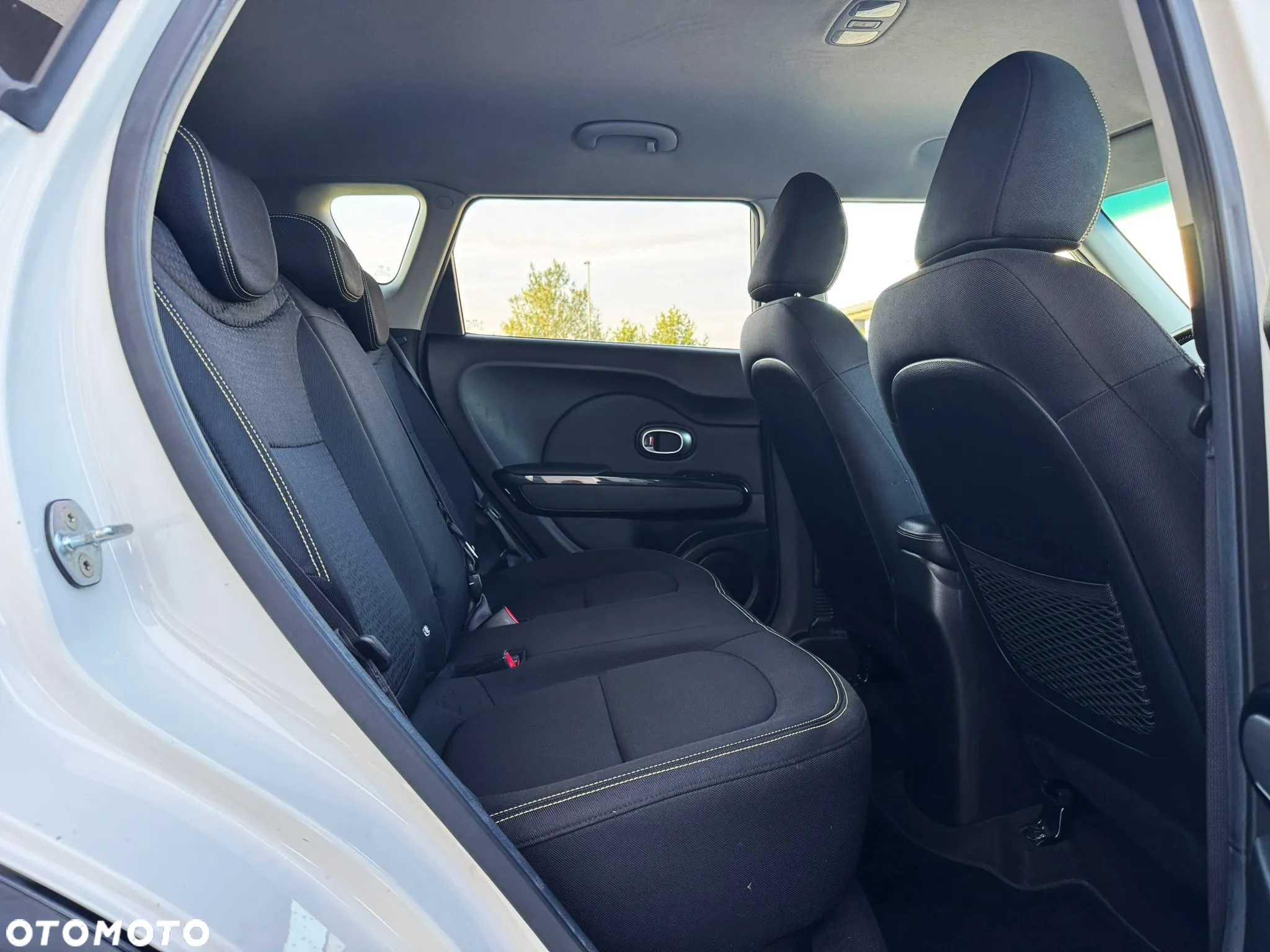 Kia Soul 1.6 GDI White&Red Edition - 7