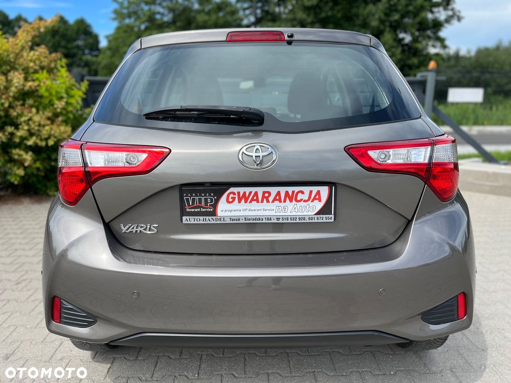 Toyota Yaris 1.5 Premium - 10