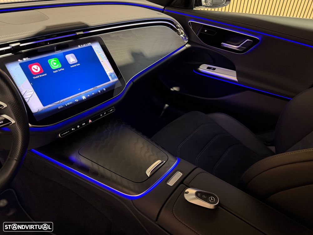 Mercedes-Benz E 300 de - 21