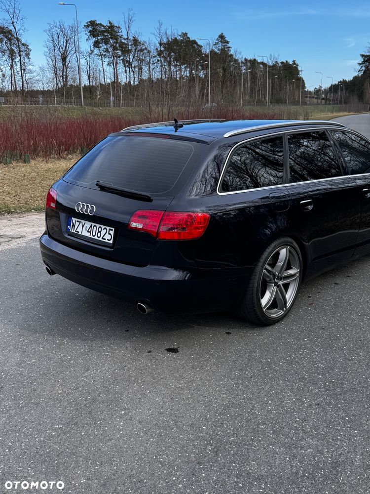 Audi A6 Avant 4.2 quattro tiptronic - 12