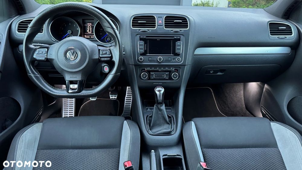 Volkswagen Golf 2.0 R - 8