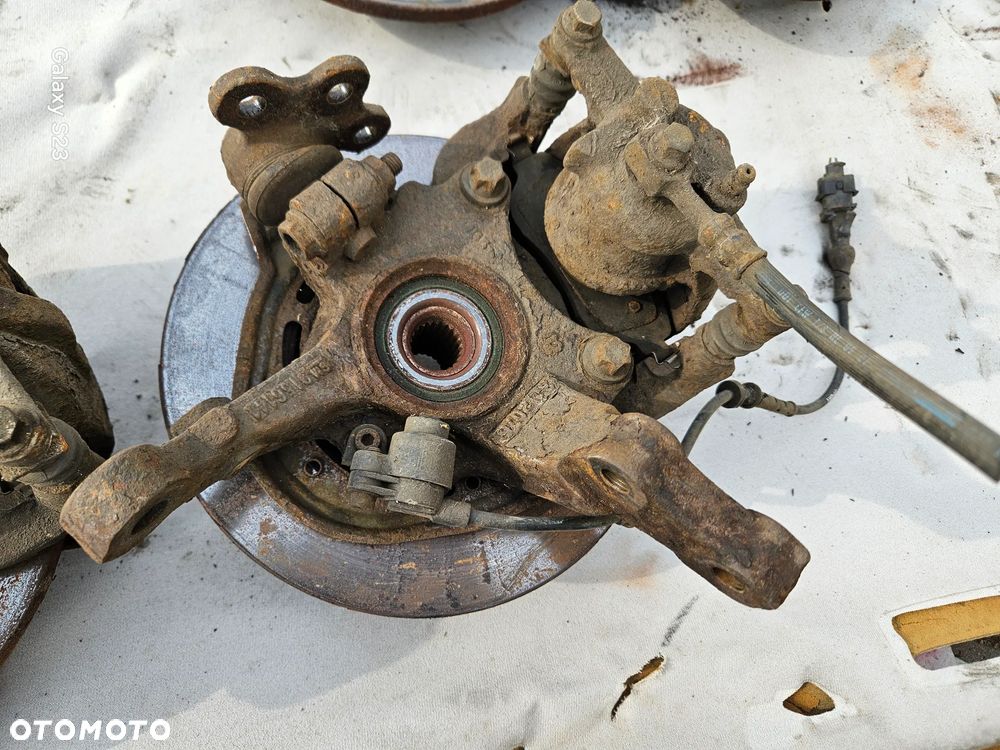 Zwrotnica piasta lewa prawa przód przednia zacisk jarzmo tarcza czujnik ABS Opel Corsa C 1,0 12V 9156140 9156141 - 6