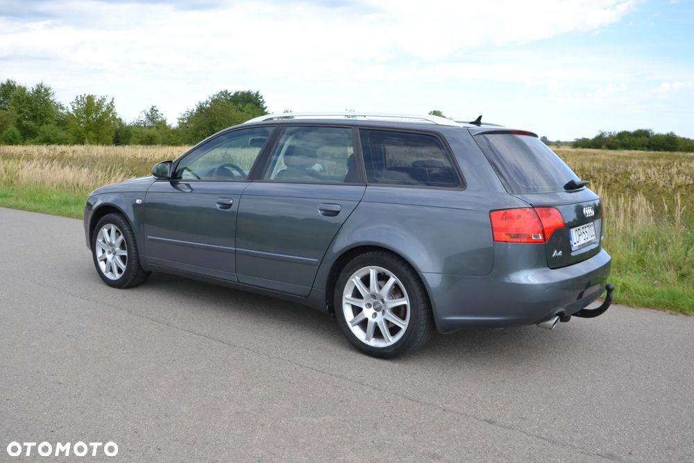 Audi A4 Avant - 17