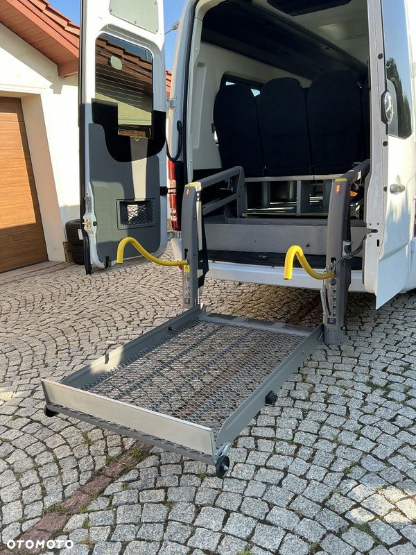 Mercedes-Benz SPRINTER 516 - 18