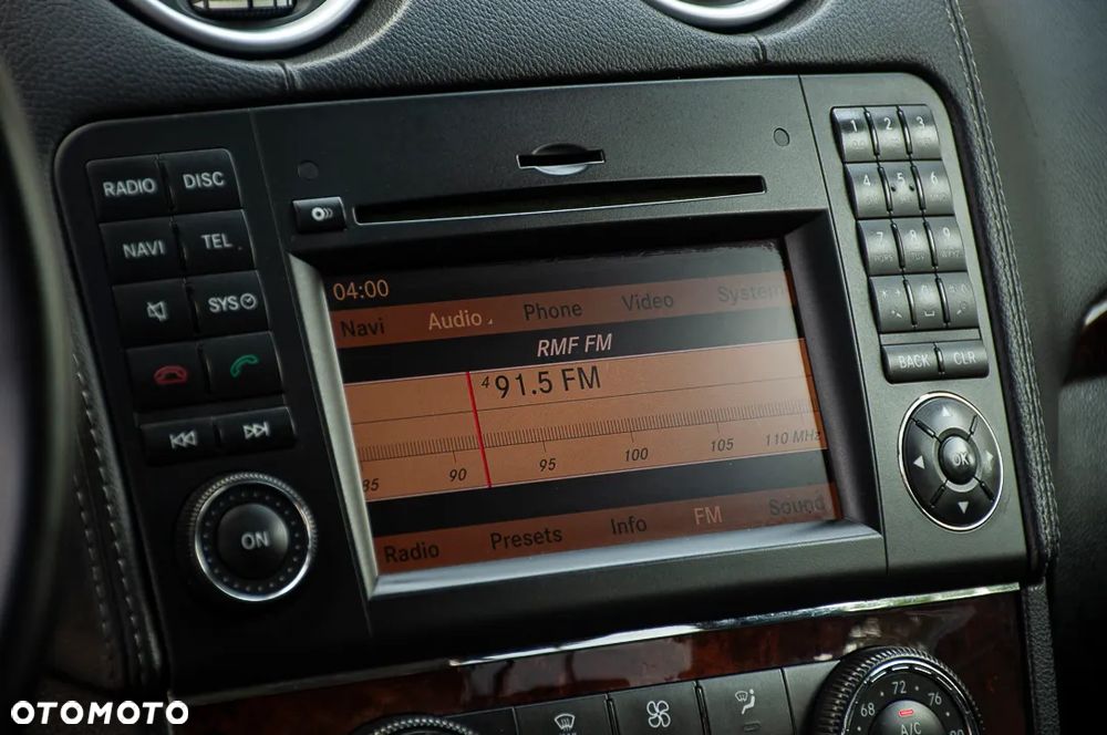 Mercedes-Benz GL 450 4Matic 7G-TRONIC Grand Edition - 31