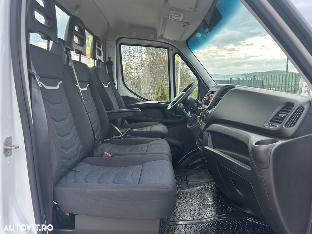 Iveco LIFT DE CONTAINER CU CARLIG 3.0 D - 26