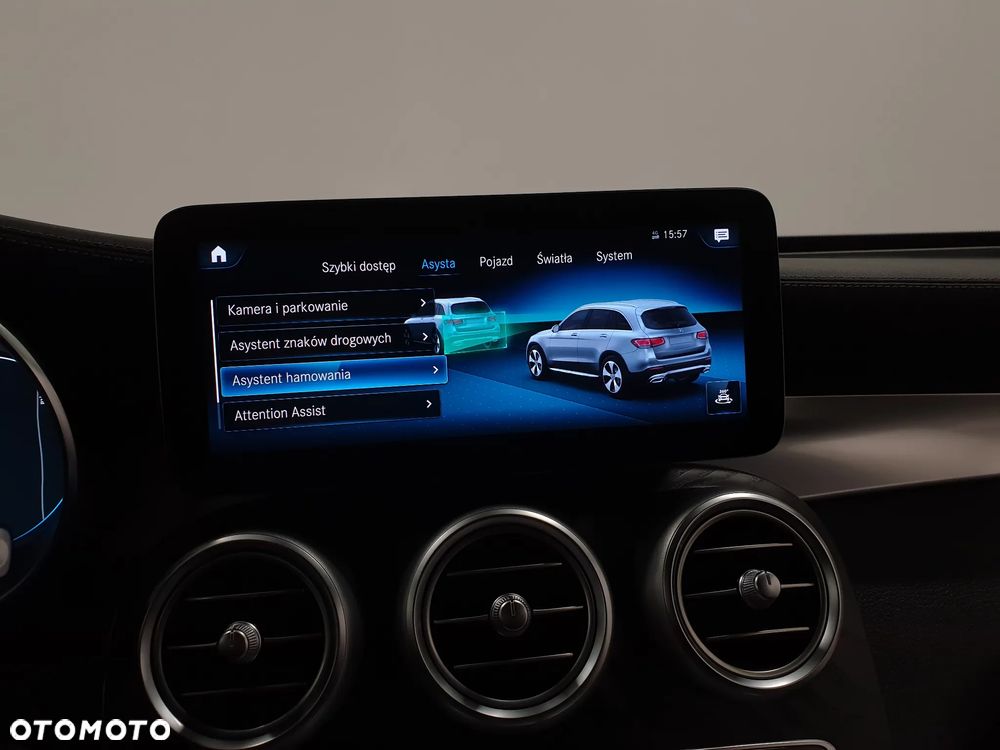 Mercedes-Benz GLC 300 de 4Matic 9G-TRONIC AMG Line Plus - 25