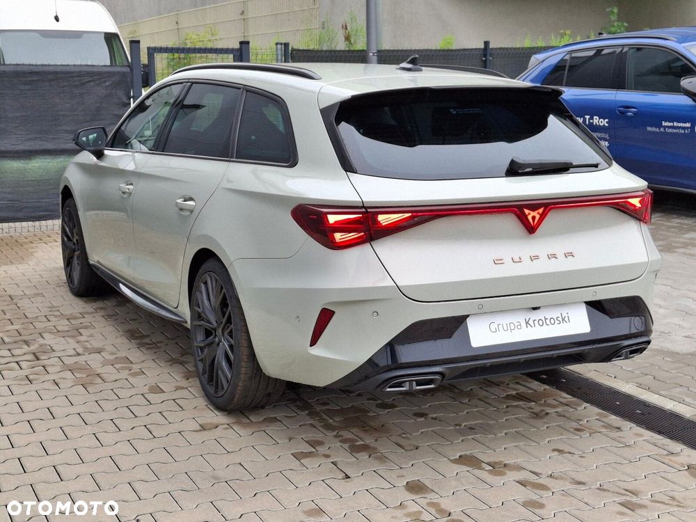 Cupra Leon Sportstourer 2.0 TSI 4Drive DSG - 8
