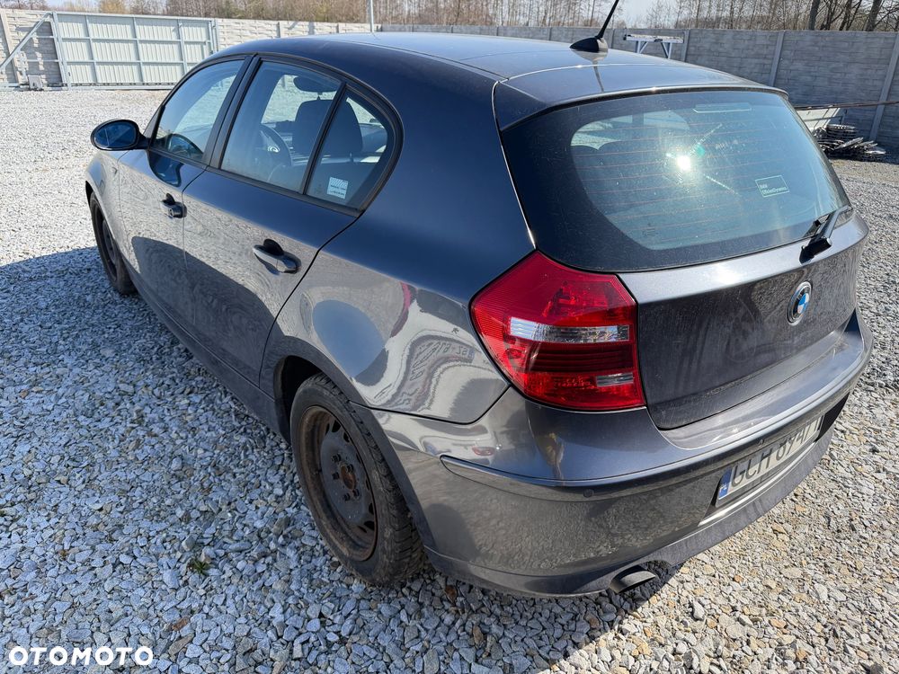 BMW Seria 1 116i - 5