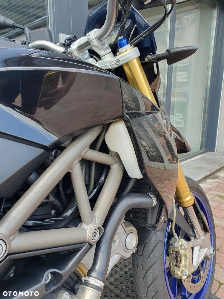 Aprilia Dorsoduro - 22