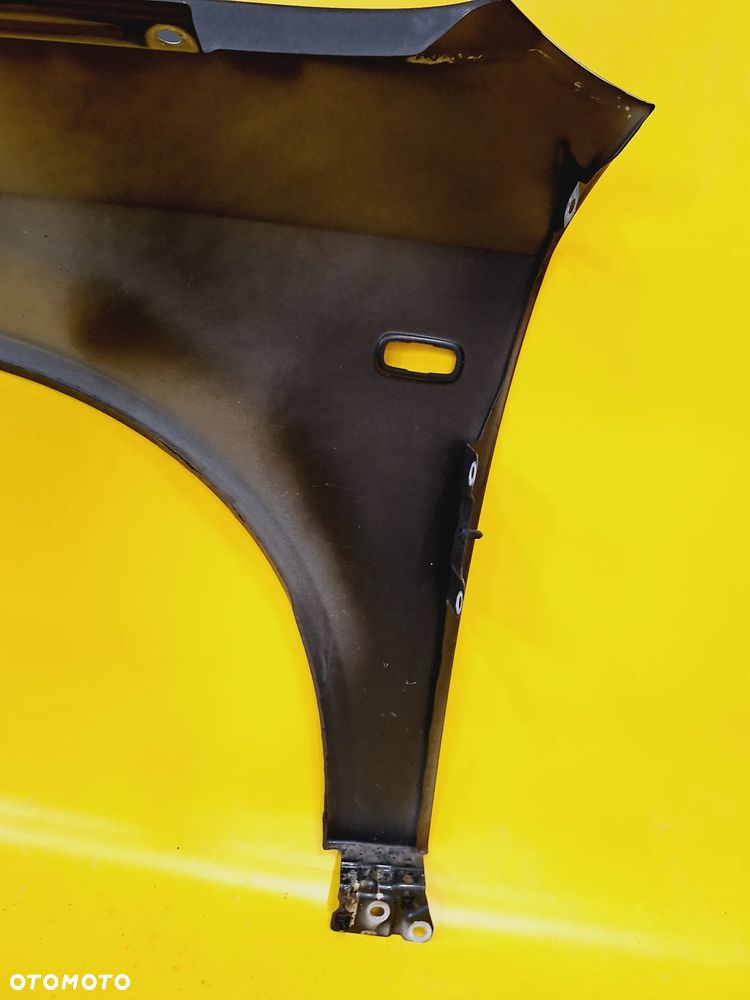 BŁOTNIK PRAWY PRZÓD PRZEDNI AUDI A4 B6 LAK: LZ9W NR598 - 20