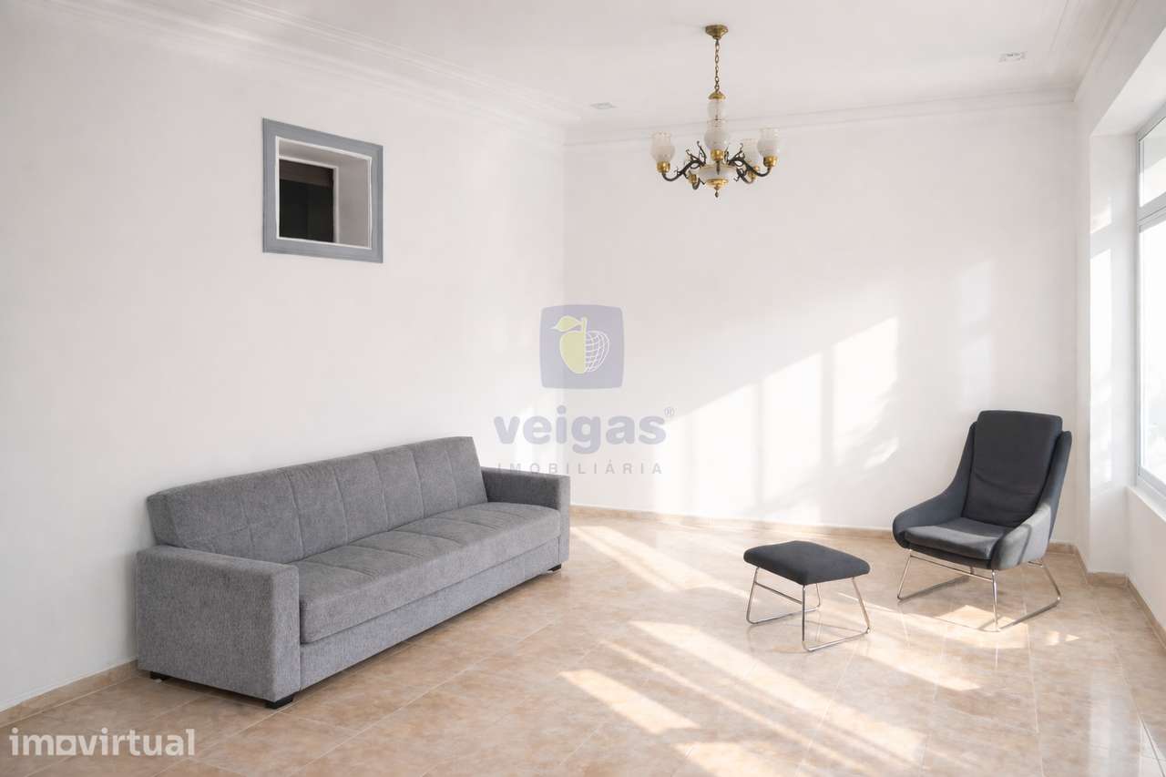 Apartamento T2 em Campolide - Grande imagem: 3/13