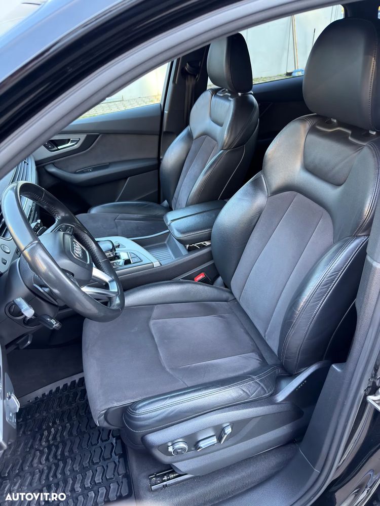 Audi Q7 - 7
