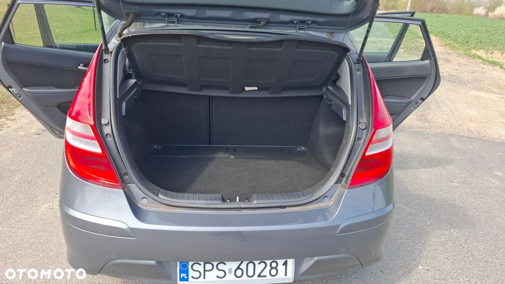 Hyundai i30 1.6 blue Classic - 5