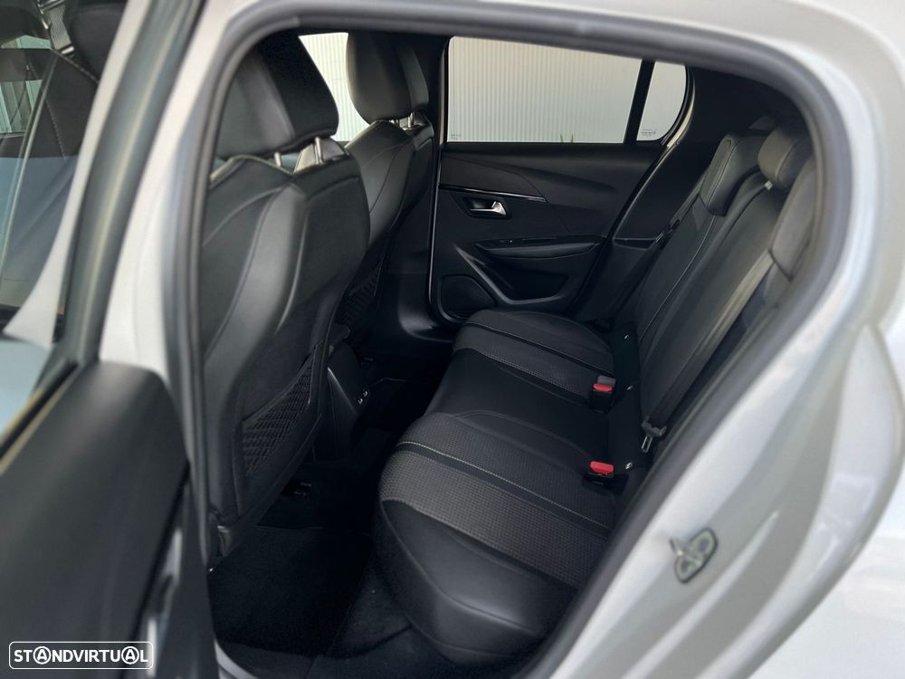 Peugeot 208 1.5 BlueHDi GT - 30