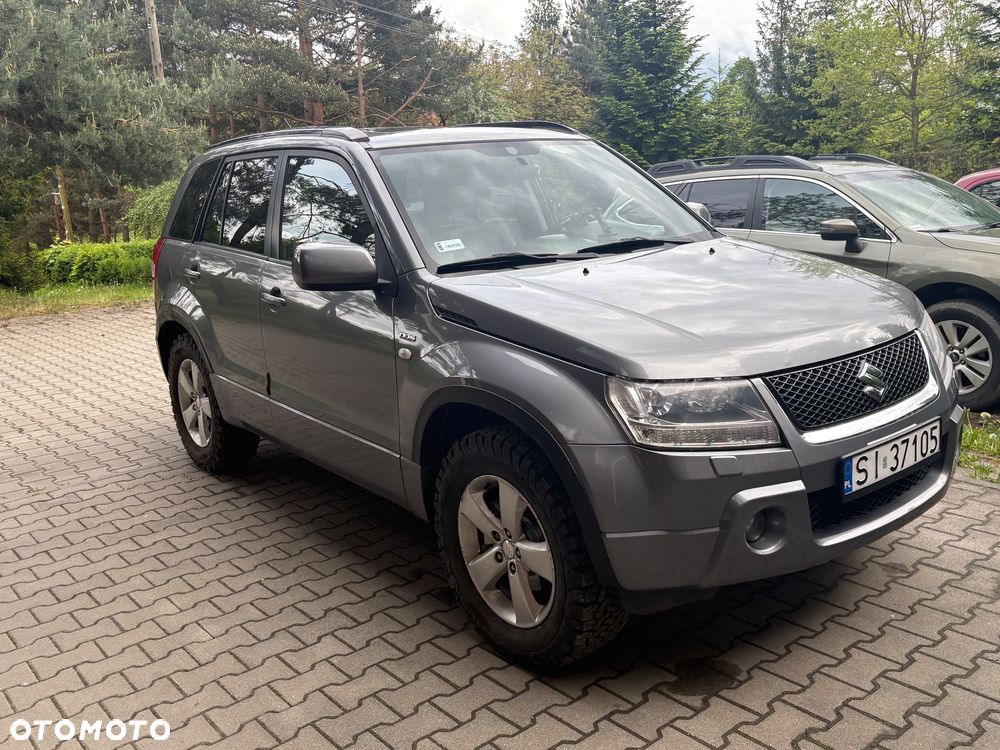 Suzuki Grand Vitara 1.9 DDiS Premium EU5 - 1