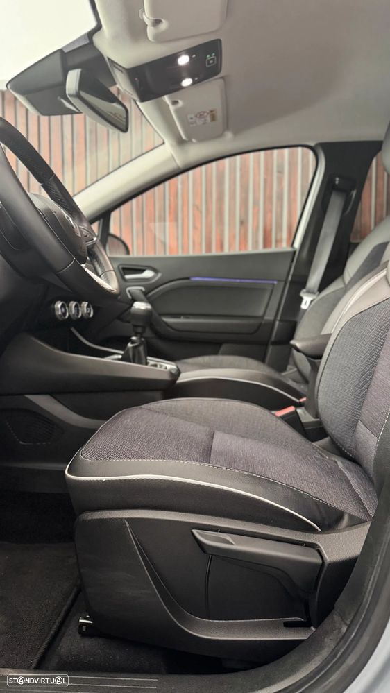 Renault Captur 1.0 TCe Techno Bi-Fuel - 14