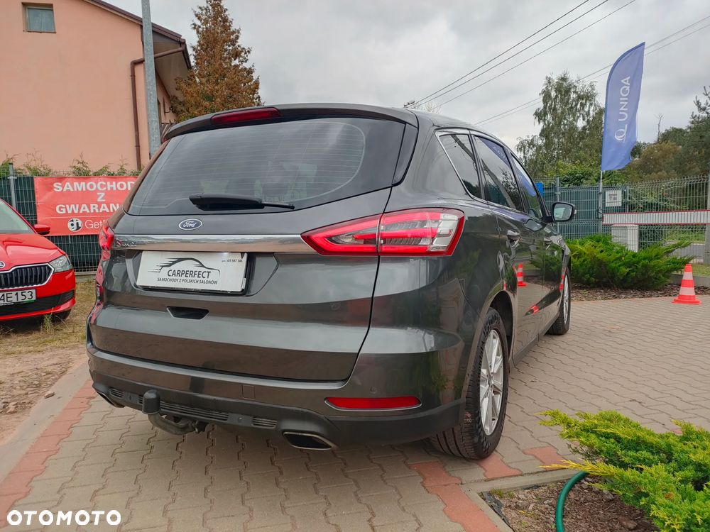 Ford S-Max 2.0 TDCi Titanium PowerShift - 6