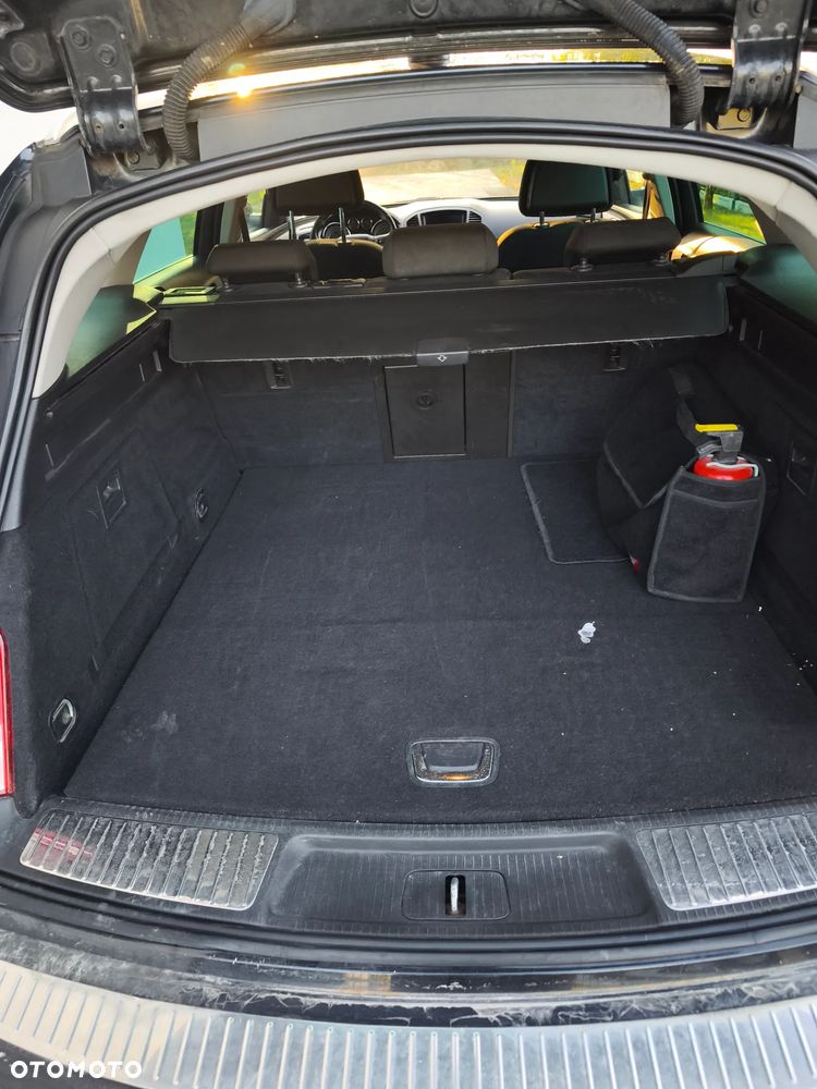 Opel Insignia 2.0 CDTI - 9