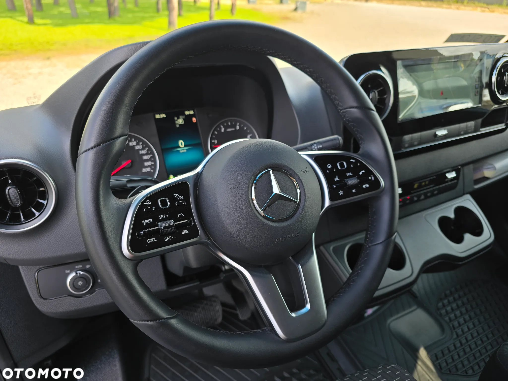 Mercedes-Benz SPRINTER 319 3.0 190KM NOWY BEZ PRZEBIEGU BOGATA OPCJA WYPOSAŻENIA SALON PL NOWY NOWY NOWY - 24