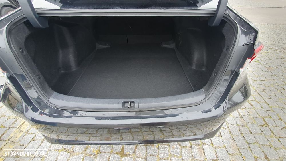 Toyota Corolla 1.8 Hybrid Active - 19