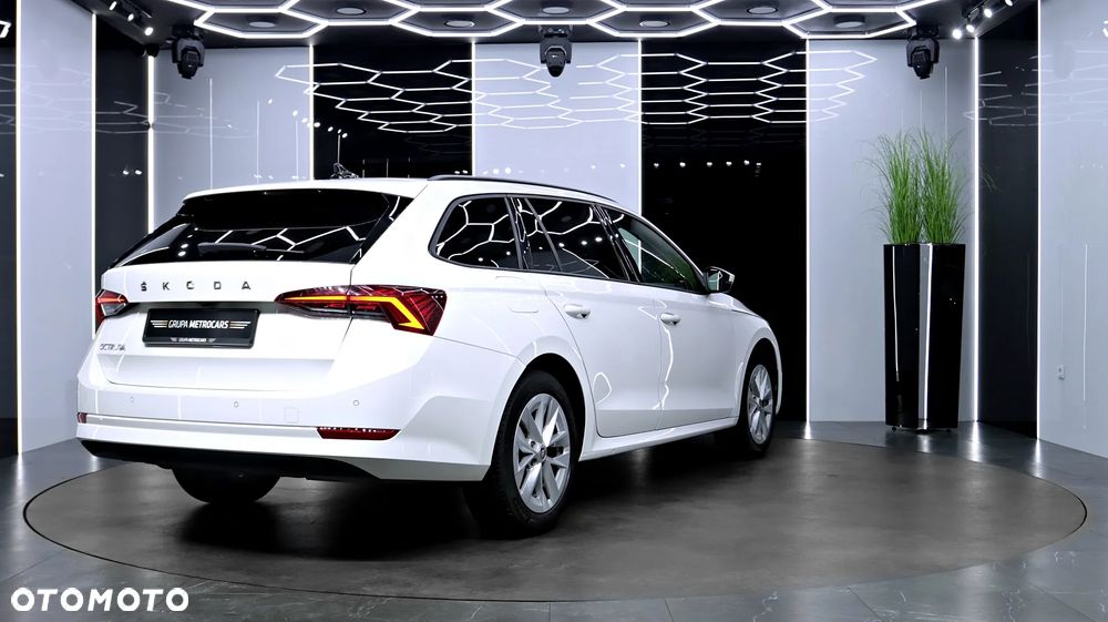 Skoda Octavia 1.5 TSI ACT Ambition - 8