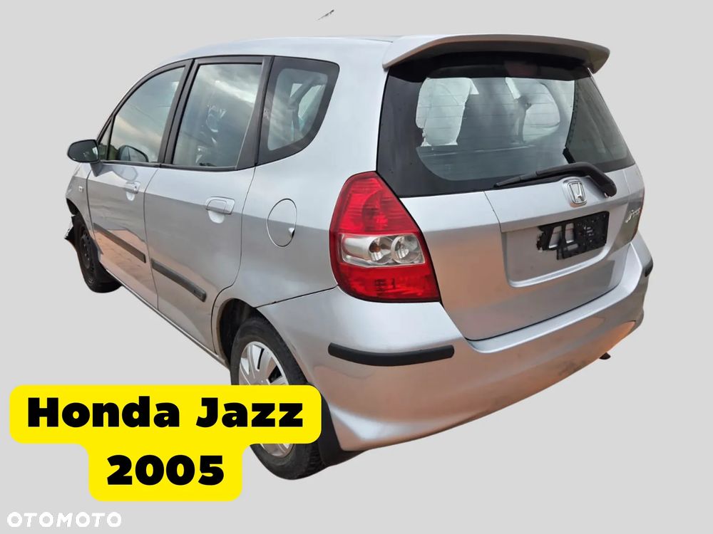 Honda Jazz II 2005 Silnik 1.2 (L12A1) 78 KM (57 kW) NH623M Na części silnik, drzwi, zderzak, klapa bagażnika, lampa - 1