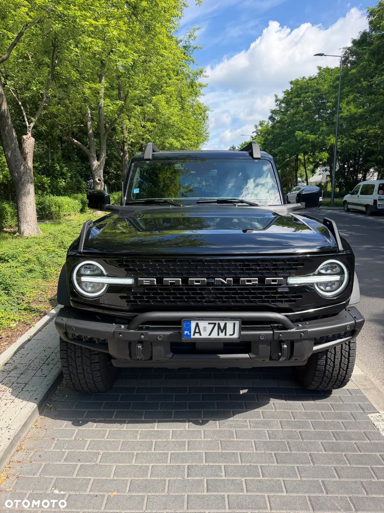 Ford Bronco - 9