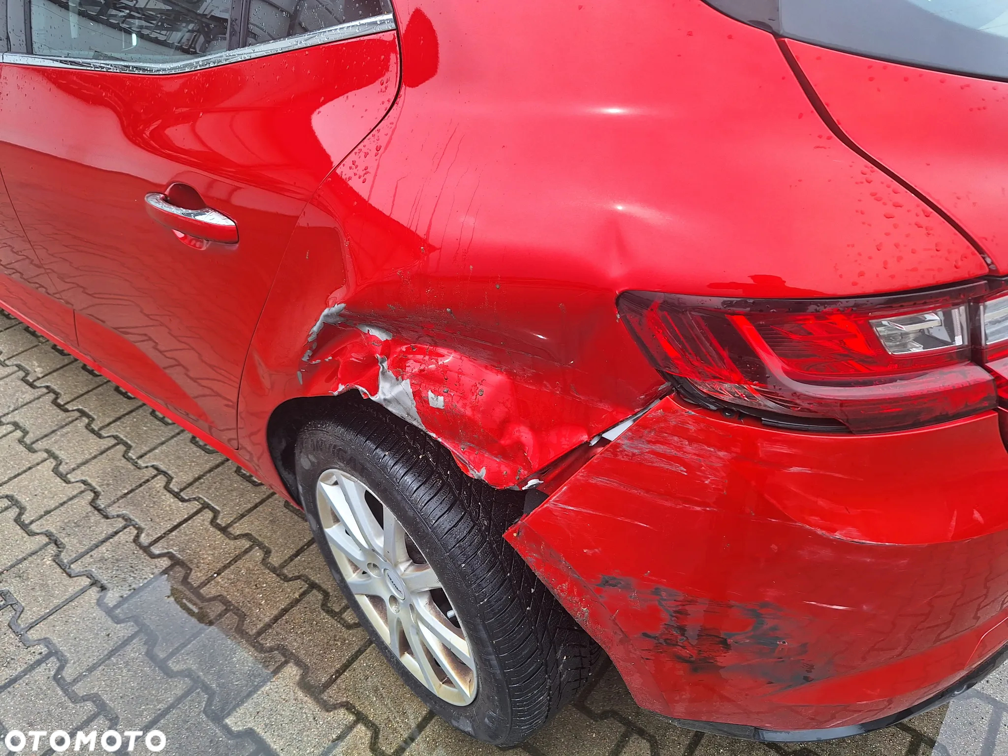Renault Megane ENERGY TCe 100 INTENS - 10