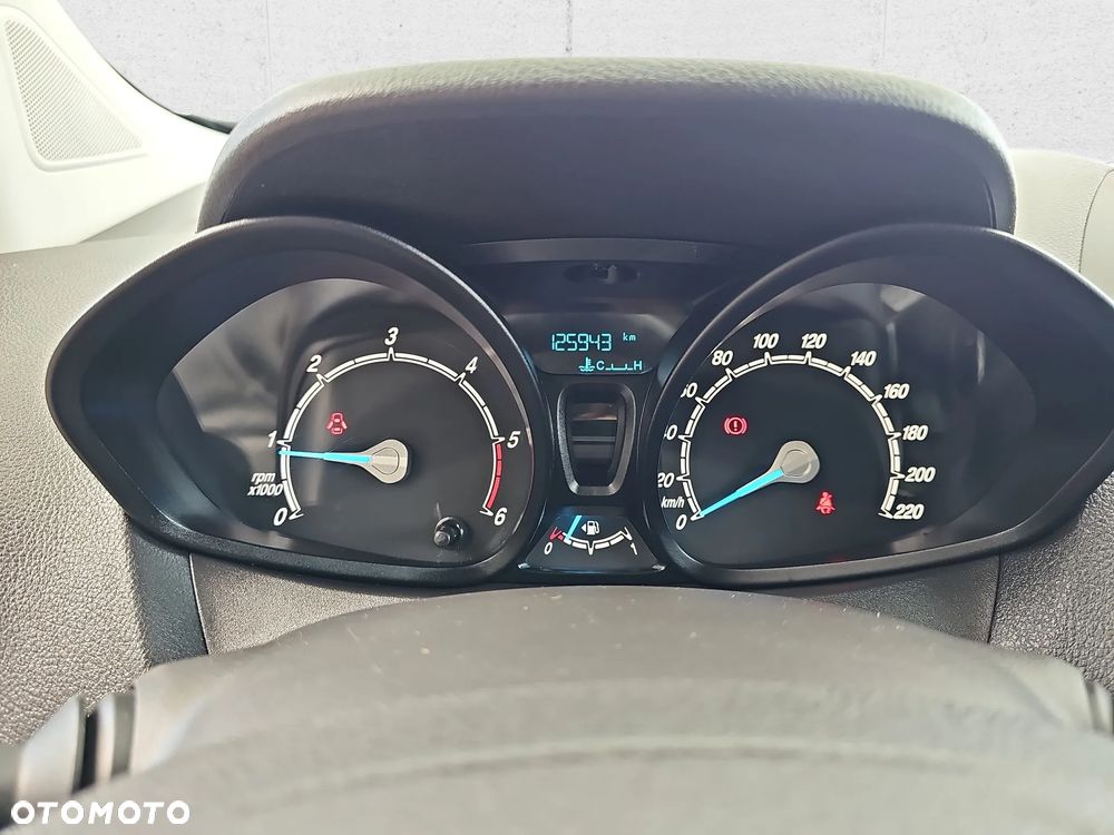 Ford Tourneo Courier 1.5 TDCi Trend - 17