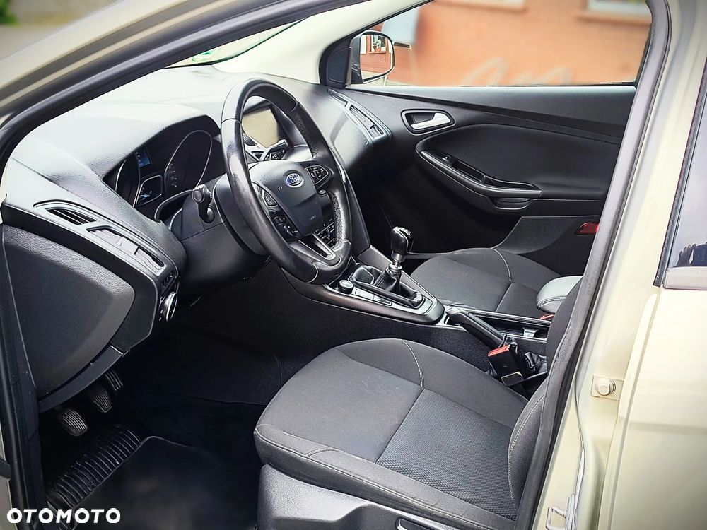 Ford Focus - 5