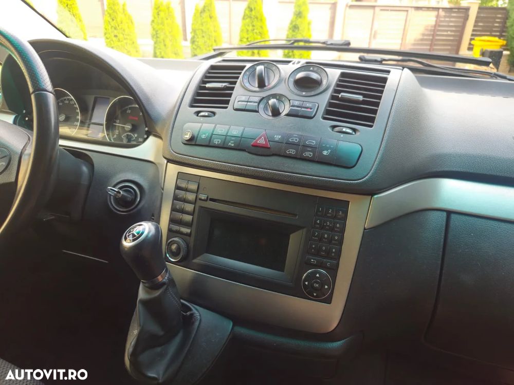 Mercedes-Benz Viano - 17