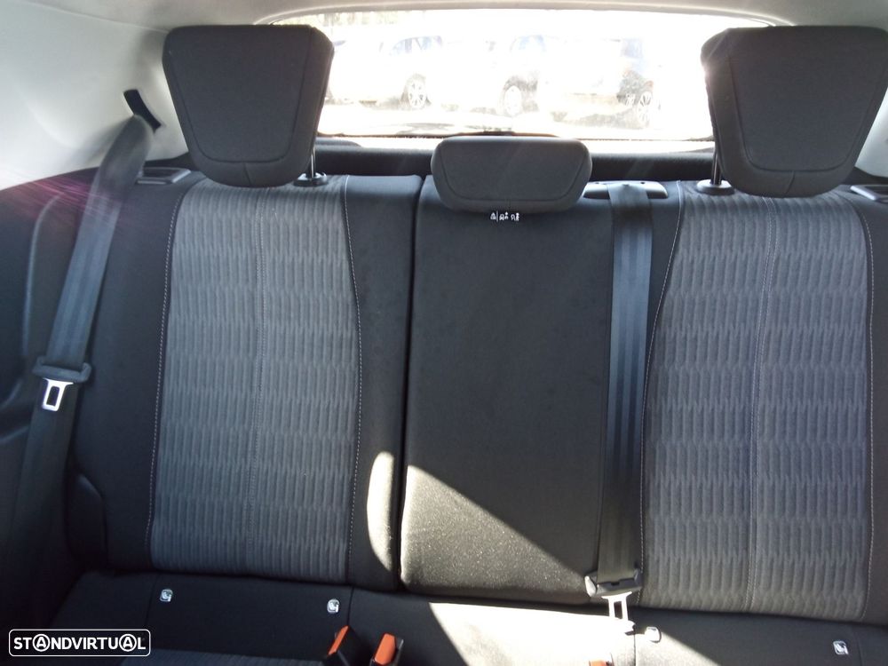 Opel Corsa 1.2 Business - 22