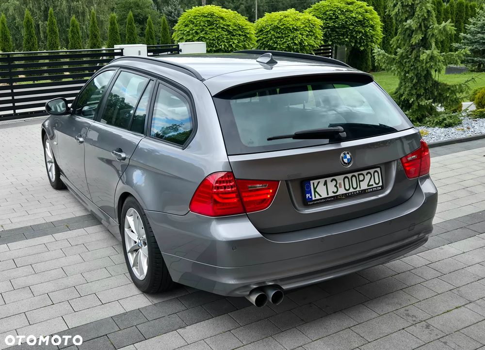BMW Seria 3 320d xDrive DPF Edition Fleet Sport - 12